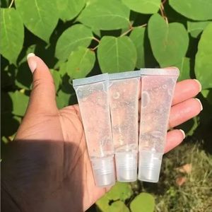 Clear lipgloss 2 for $10